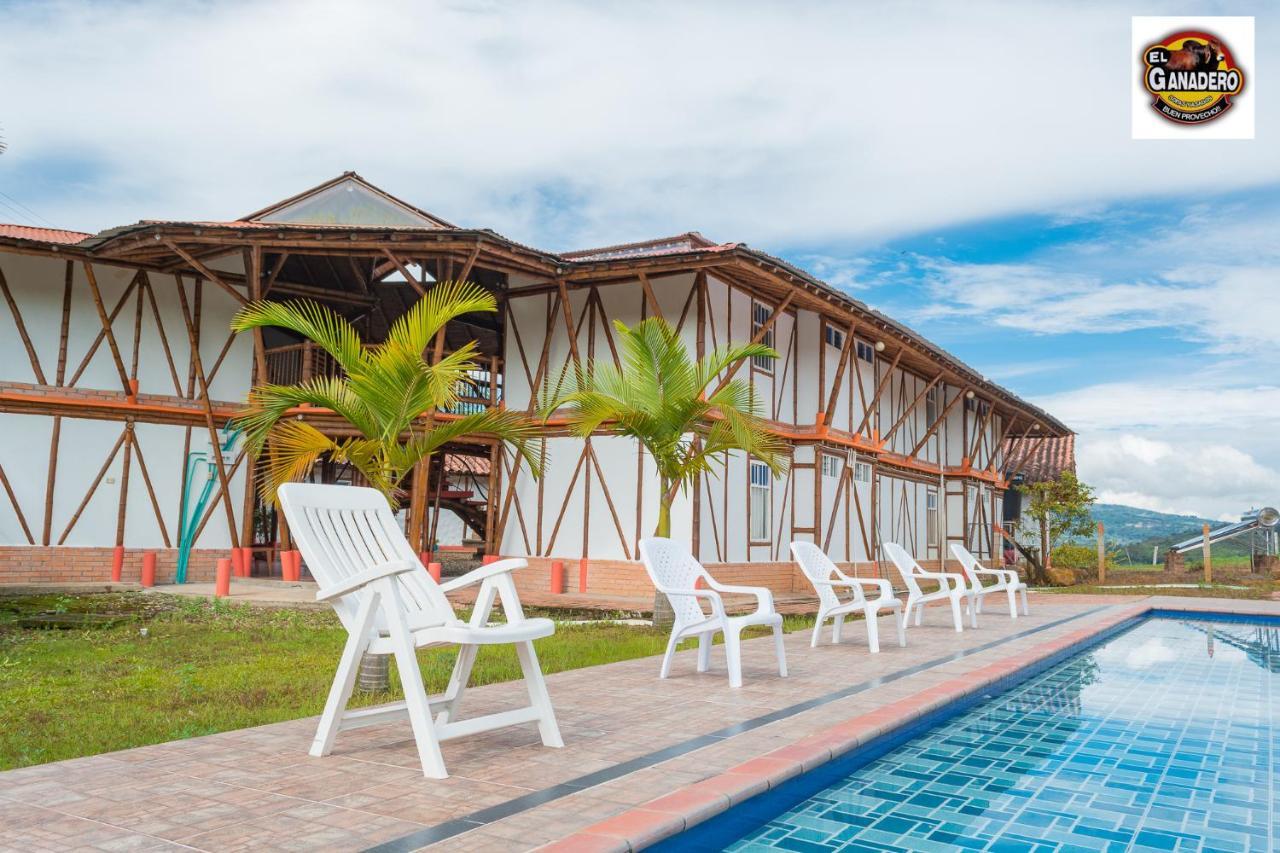 Hotel El Ganadero Эль-Тоталь Экстерьер фото