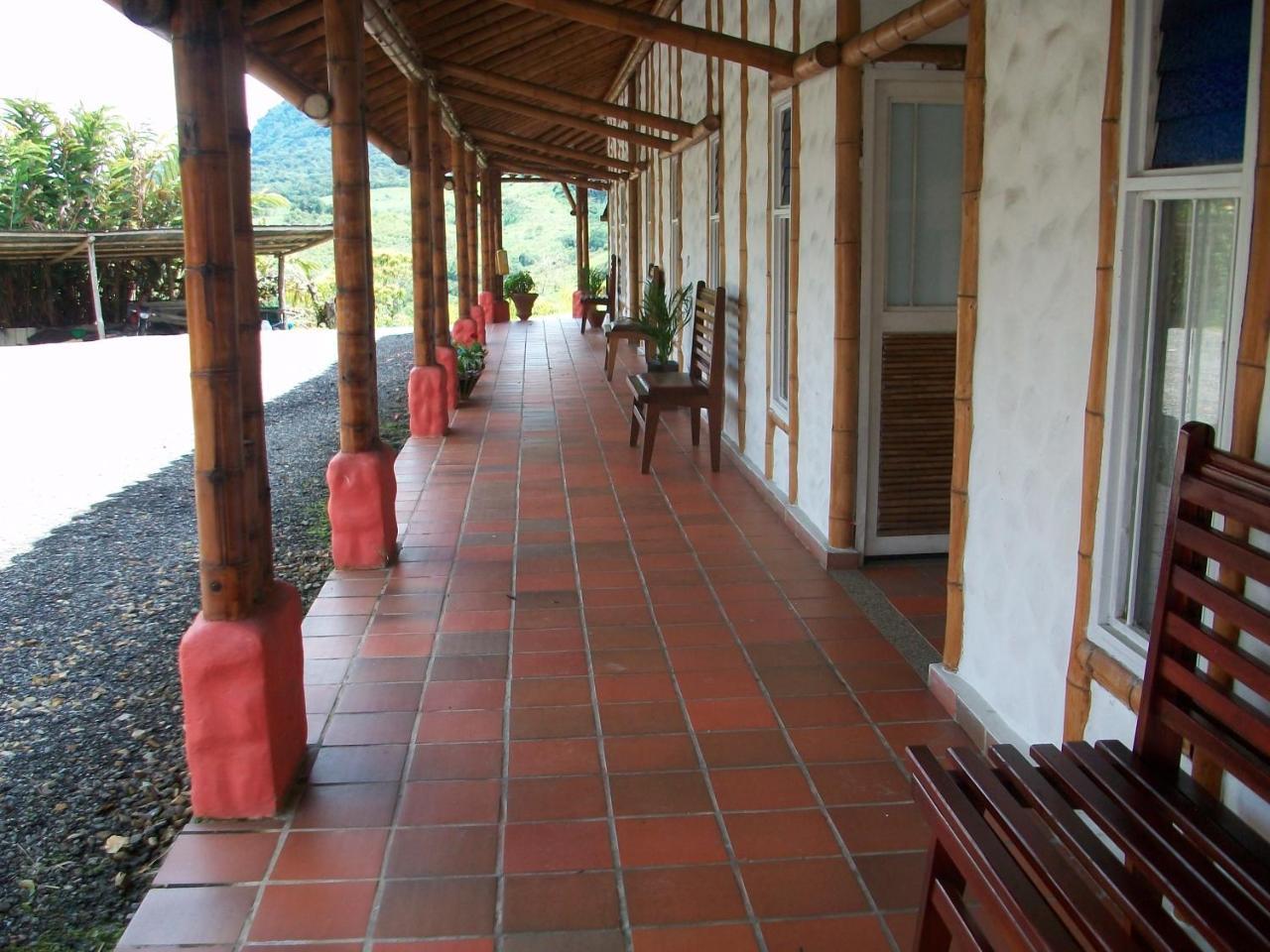 Hotel El Ganadero Эль-Тоталь Экстерьер фото